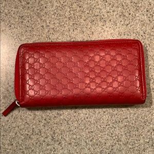Authentic Gucci Vintage Red Leather GG Wallet